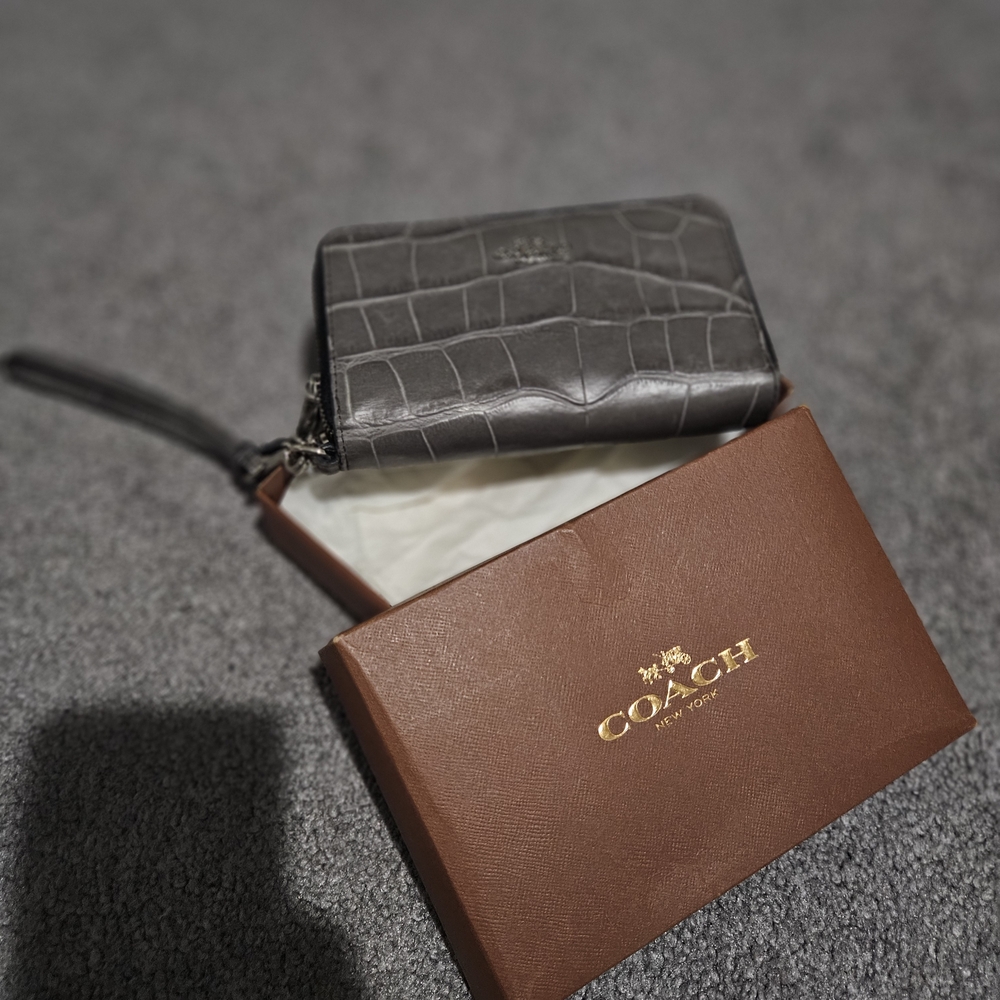 Coach Gray Crocodile Embossed Wristlet - Picture 2 of 4